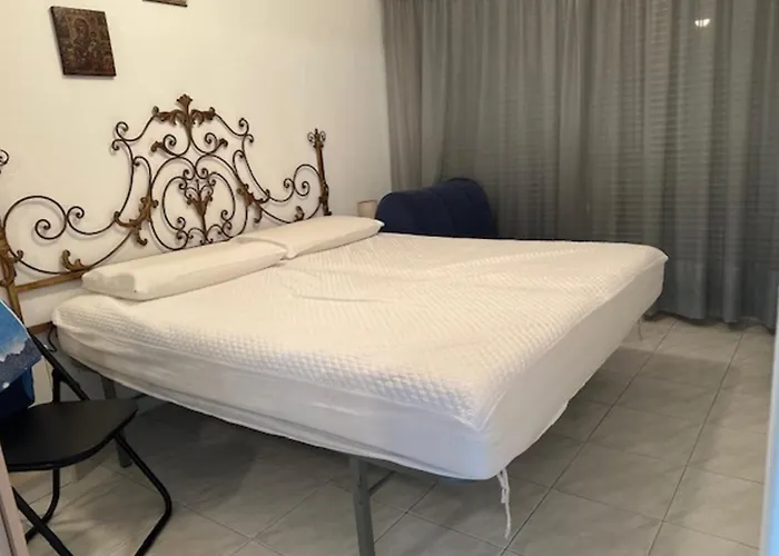 Charming Corner 2 Of 51 M2 In Antibes