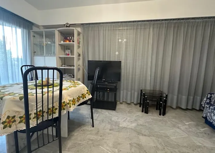 Daire Charming Corner 2 Of 51 M2 In Antibes